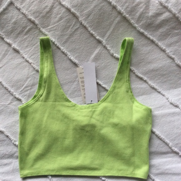Last Call - NWT Bundle of Crop Tops - Picture 4 of 5